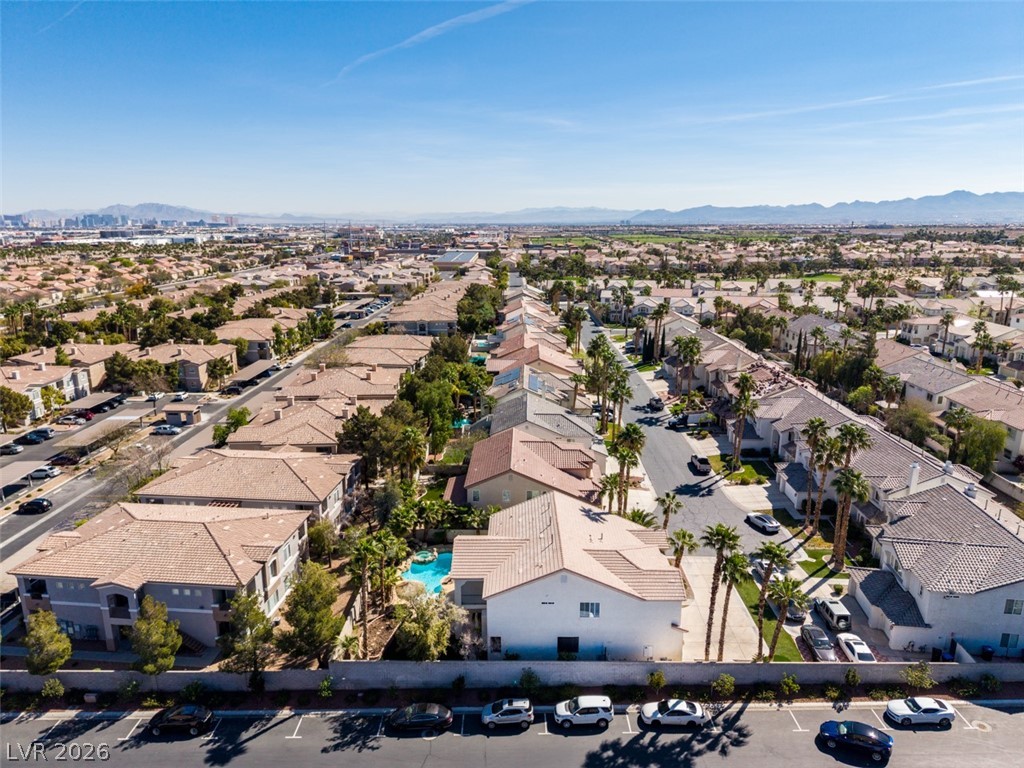 10 Gulf Pines Avenue Las Vegas NV 89148