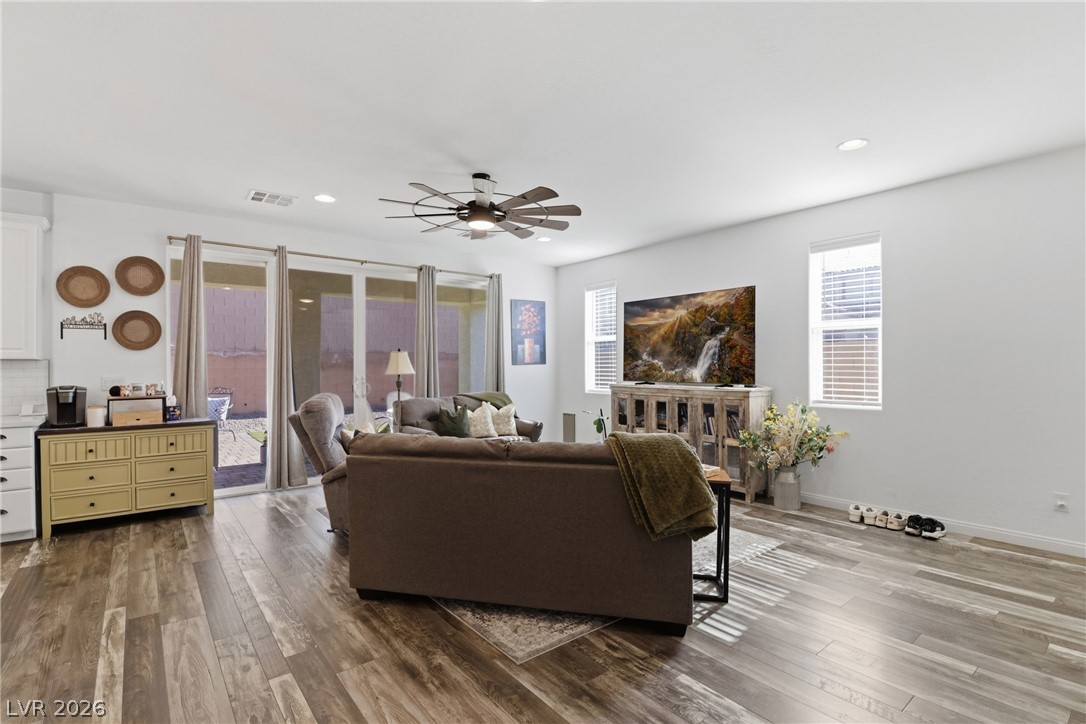 9481 Brough Avenue Las Vegas NV 89178