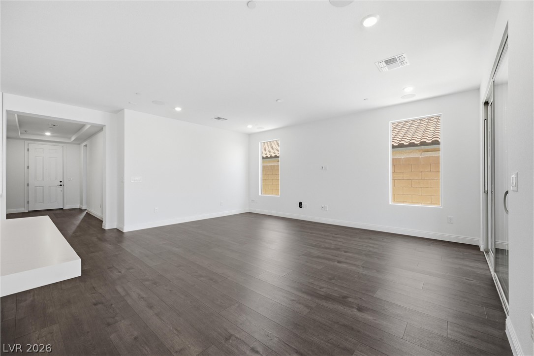 10899 Delparke Valley Avenue Las Vegas NV 89166