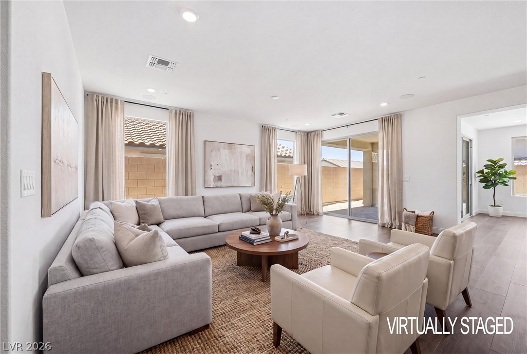 10899 Delparke Valley Avenue Las Vegas NV 89166
