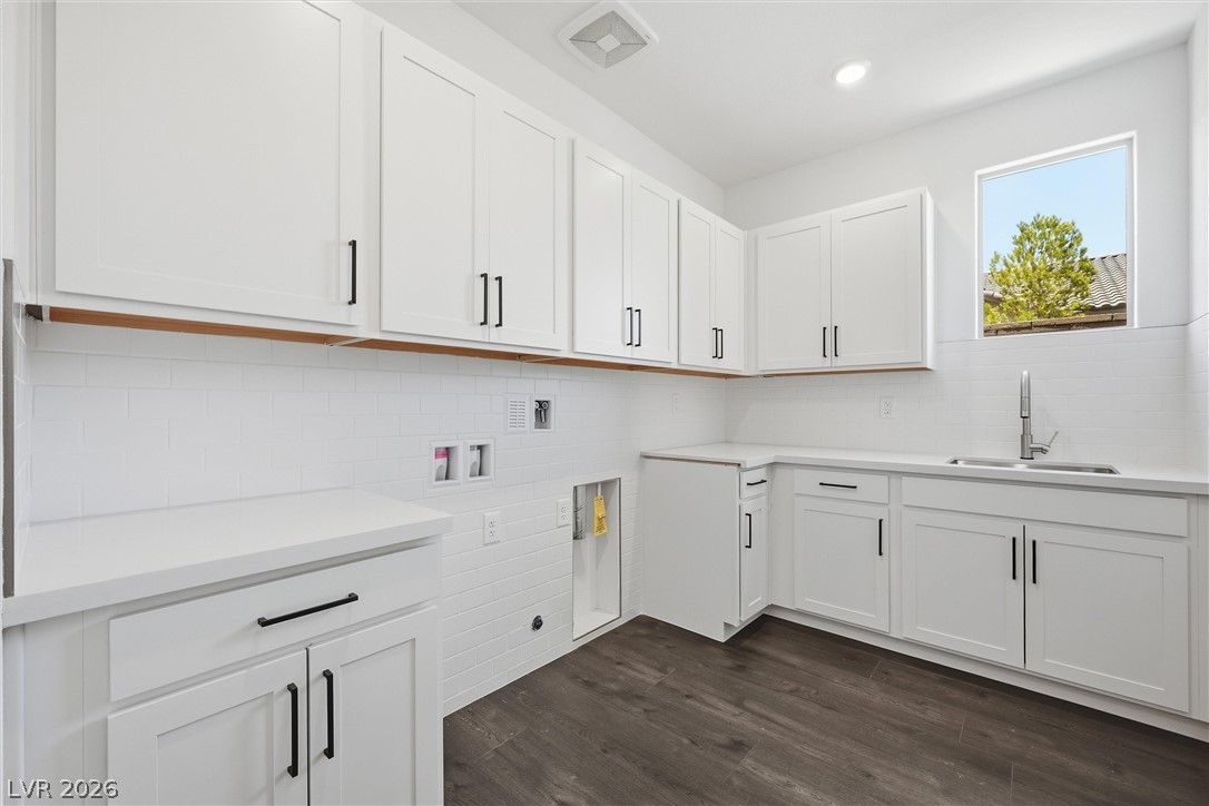 10899 Delparke Valley Avenue Las Vegas NV 89166