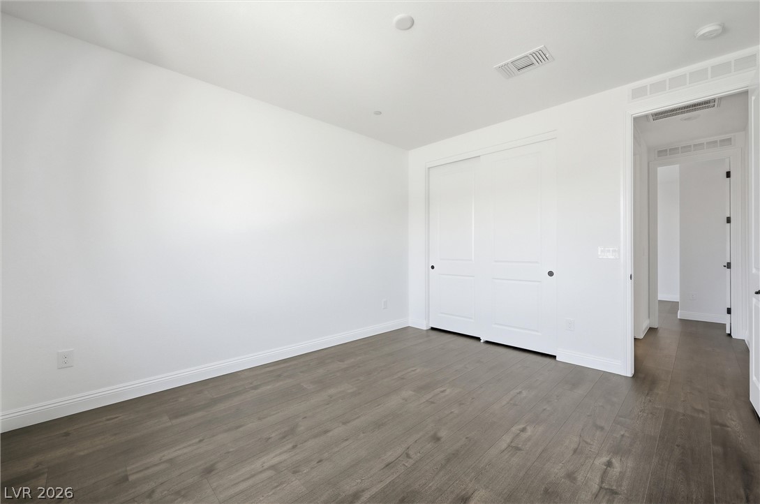 10899 Delparke Valley Avenue Las Vegas NV 89166