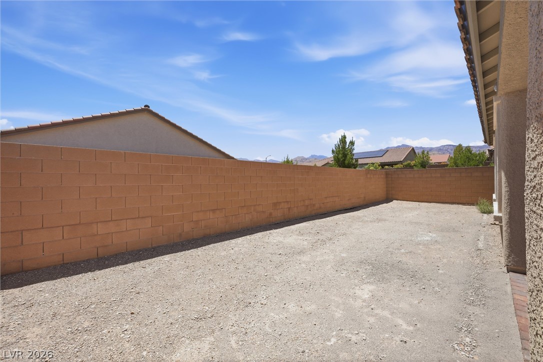 10899 Delparke Valley Avenue Las Vegas NV 89166
