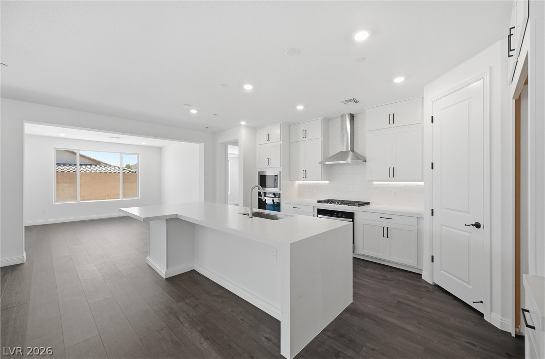 10899 Delparke Valley Avenue Las Vegas NV 89166
