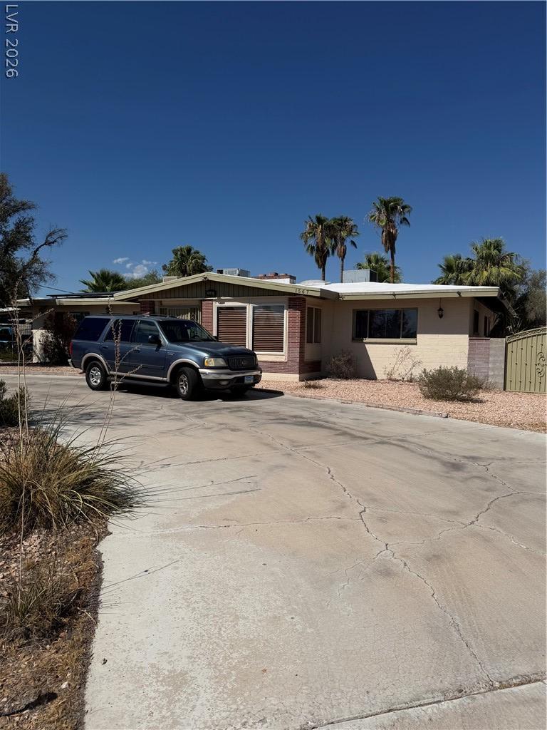 1567 Shadow Mountain Place Las Vegas NV 89108