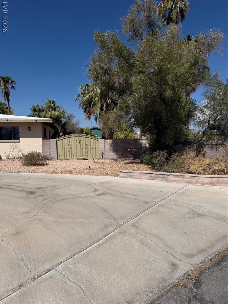 1567 Shadow Mountain Place Las Vegas NV 89108