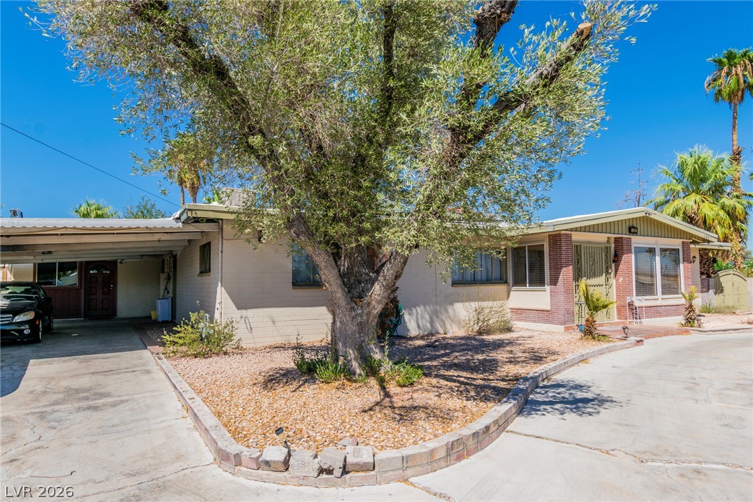 1567 Shadow Mountain Place Las Vegas NV 89108