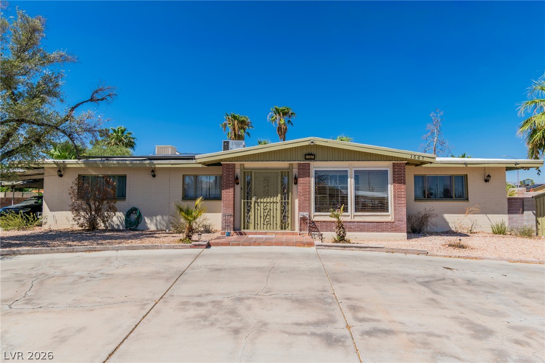 1567 Shadow Mountain Place Las Vegas NV 89108