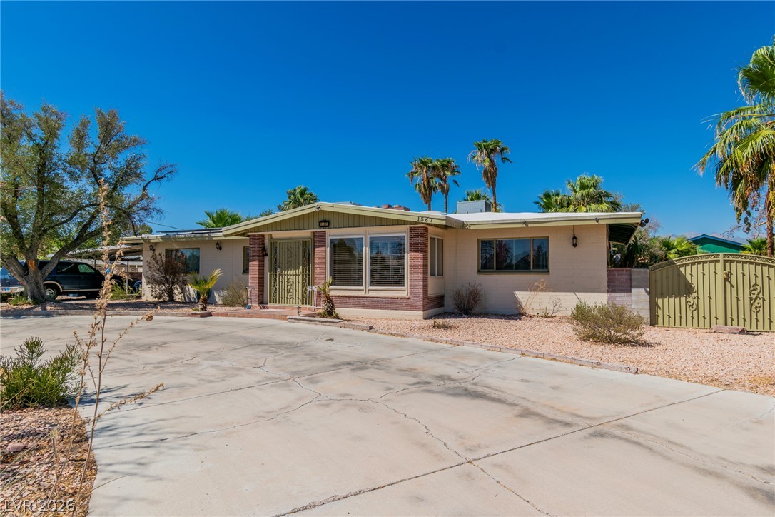 1567 Shadow Mountain Place Las Vegas NV 89108