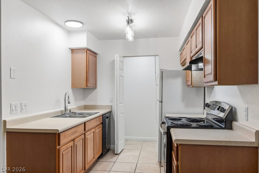 833 Hedge Way 6 Las Vegas NV 89110
