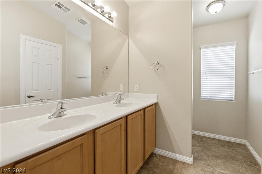 10011 Diamond Summit Court 102 Las Vegas NV 89183