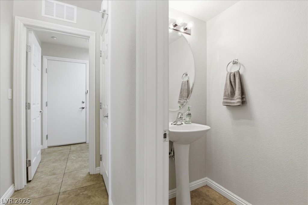 10011 Diamond Summit Court 102 Las Vegas NV 89183