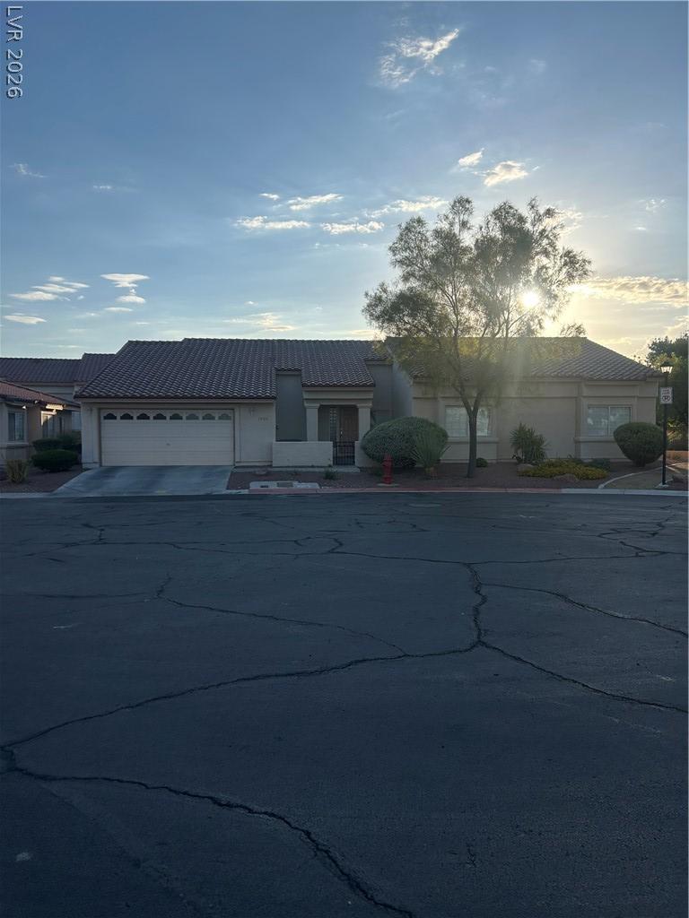 1909 Blackpool Circle Las Vegas NV 89128