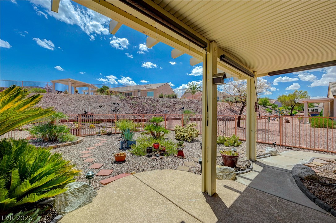 1789 Eagle Village Avenue Henderson NV 89012