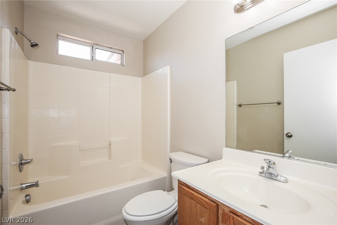 2617 Los Palos Street Las Vegas NV 89108