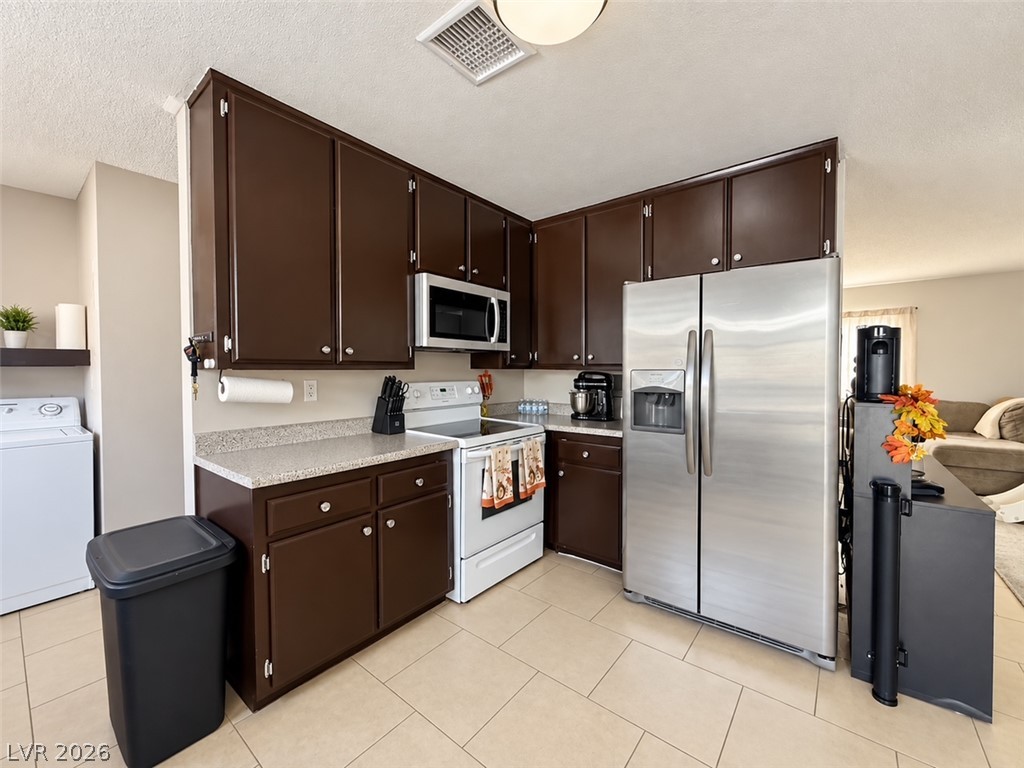 651 Greenbriar Townhouse Way Las Vegas NV 89121