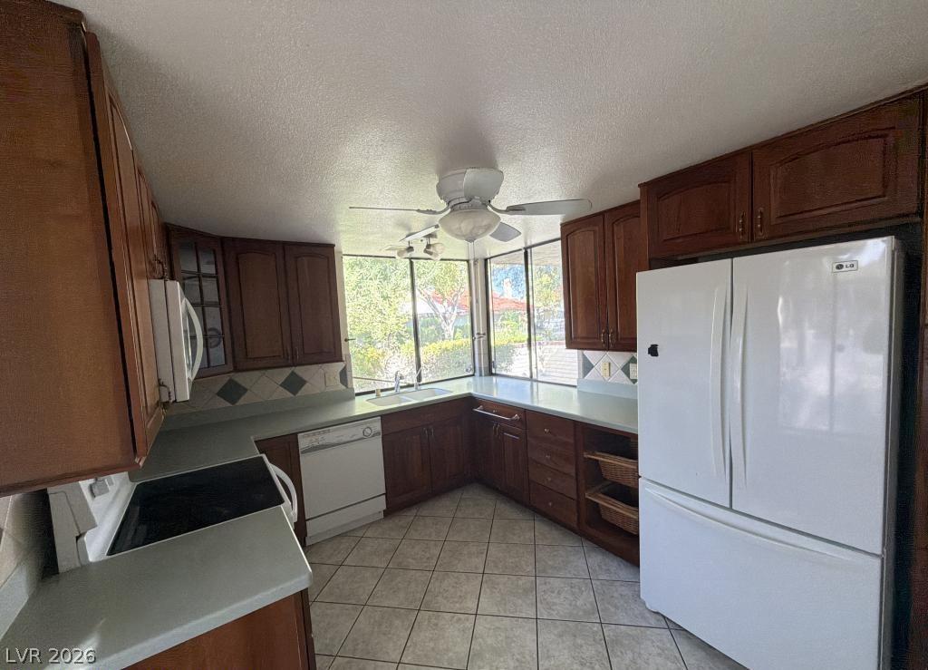 2438 El Paseo Circle Las Vegas NV 89121