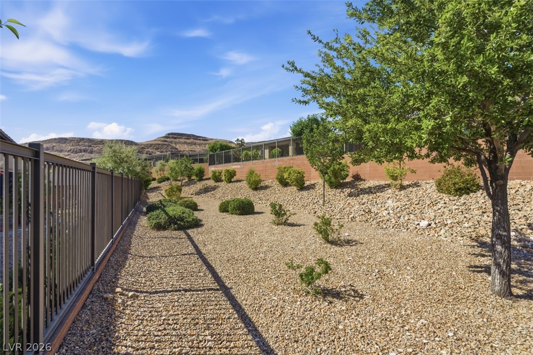 6759 Ivory Sage Street Las Vegas NV 89148