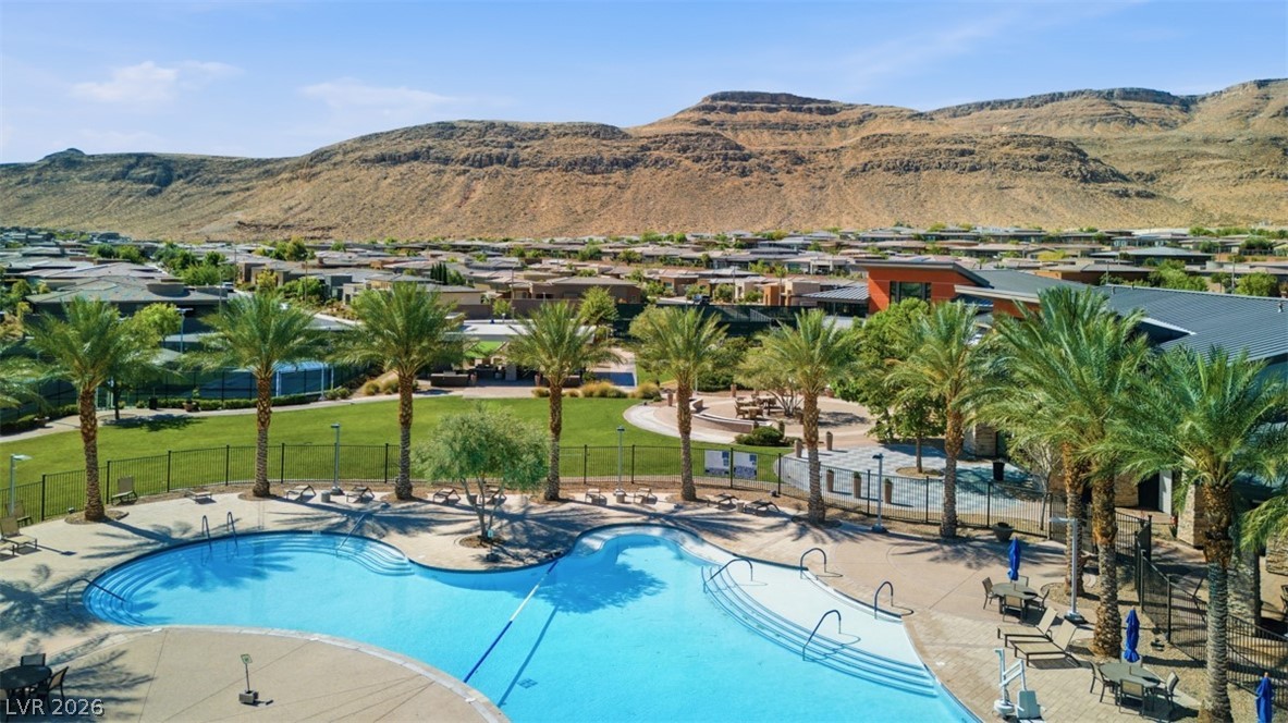 6759 Ivory Sage Street Las Vegas NV 89148