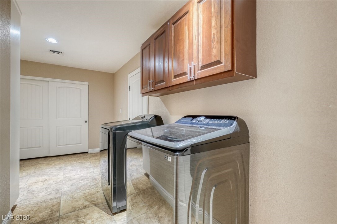 3138 Redwood Street Las Vegas NV 89146