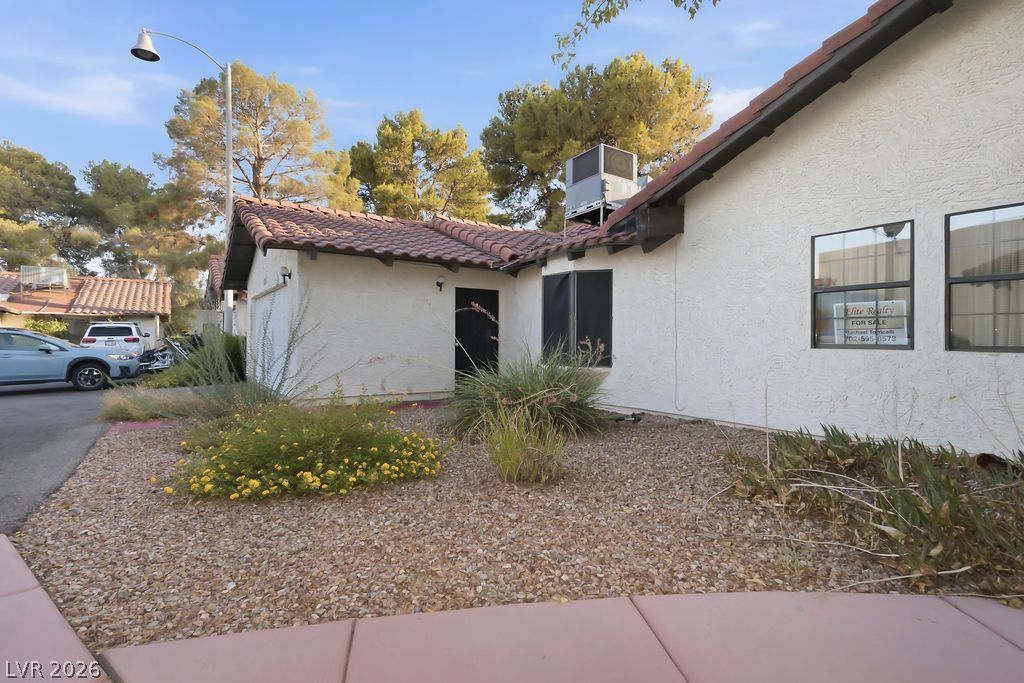 706 Sea Pines Lane Las Vegas NV 89107
