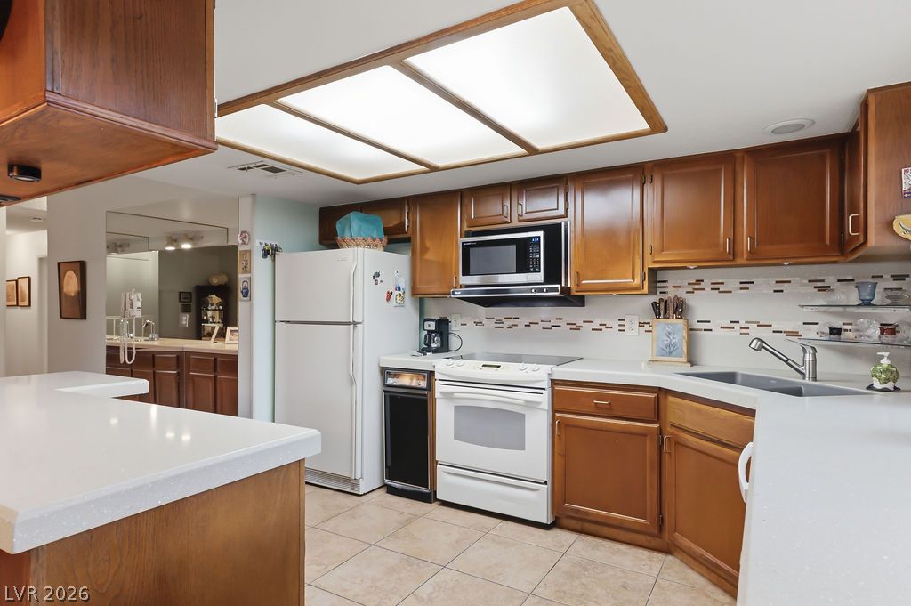 706 Sea Pines Lane Las Vegas NV 89107