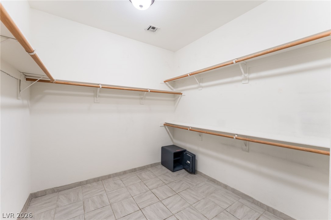 8225 Weeping Springs Avenue Las Vegas NV 89131