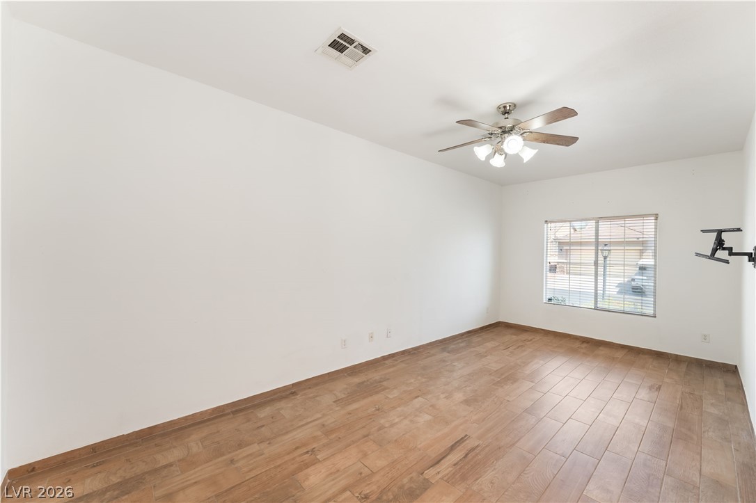 8225 Weeping Springs Avenue Las Vegas NV 89131