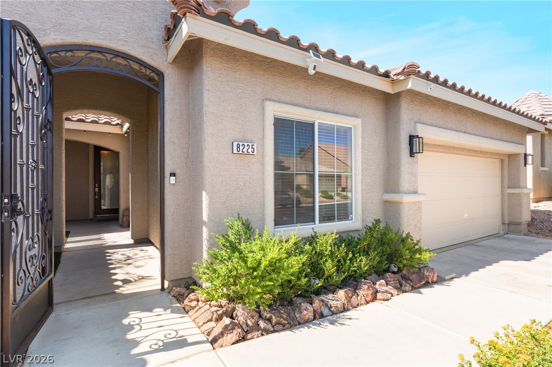 8225 Weeping Springs Avenue Las Vegas NV 89131