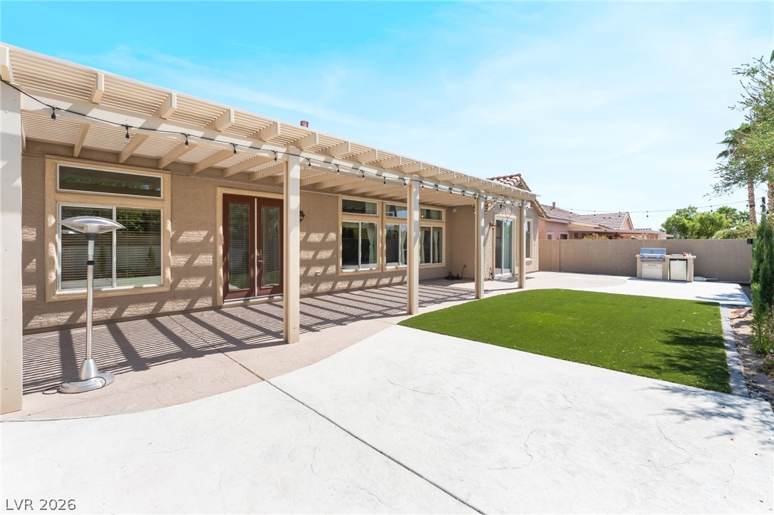 8225 Weeping Springs Avenue Las Vegas NV 89131