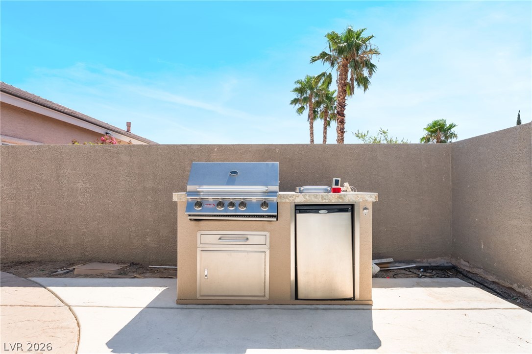 8225 Weeping Springs Avenue Las Vegas NV 89131