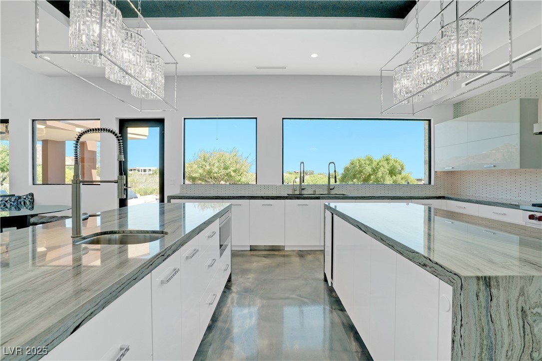 10 Ridge Blossom Road Las Vegas NV 89135