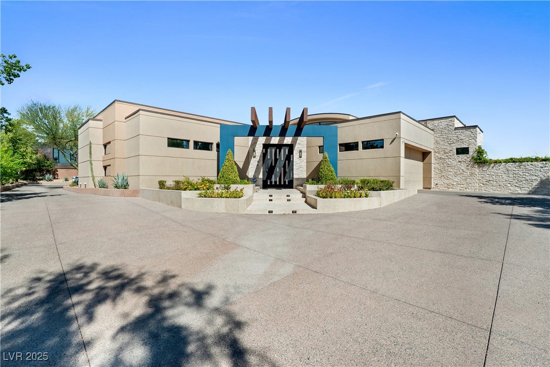 10 Ridge Blossom Road Las Vegas NV 89135