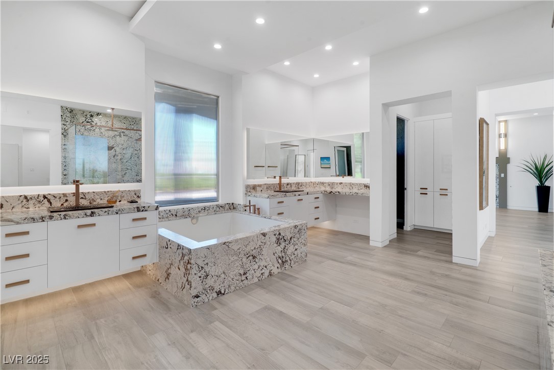 10 Ridge Blossom Road Las Vegas NV 89135