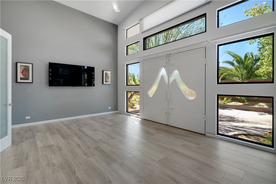 10 Ridge Blossom Road Las Vegas NV 89135