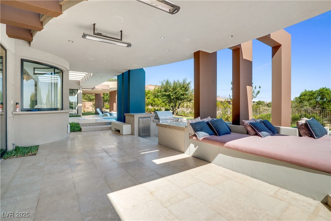 10 Ridge Blossom Road Las Vegas NV 89135