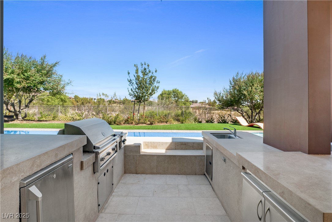 10 Ridge Blossom Road Las Vegas NV 89135