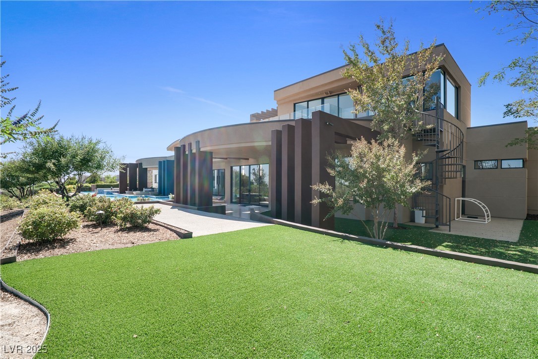 10 Ridge Blossom Road Las Vegas NV 89135
