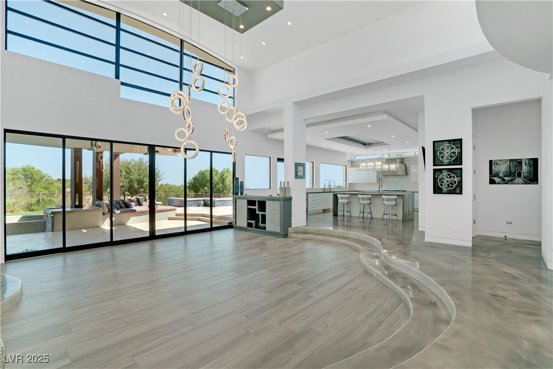 10 Ridge Blossom Road Las Vegas NV 89135