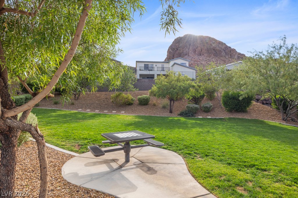 1944 Regal Bluff Drive Henderson NV 89052