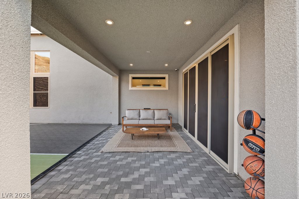 1944 Regal Bluff Drive Henderson NV 89052