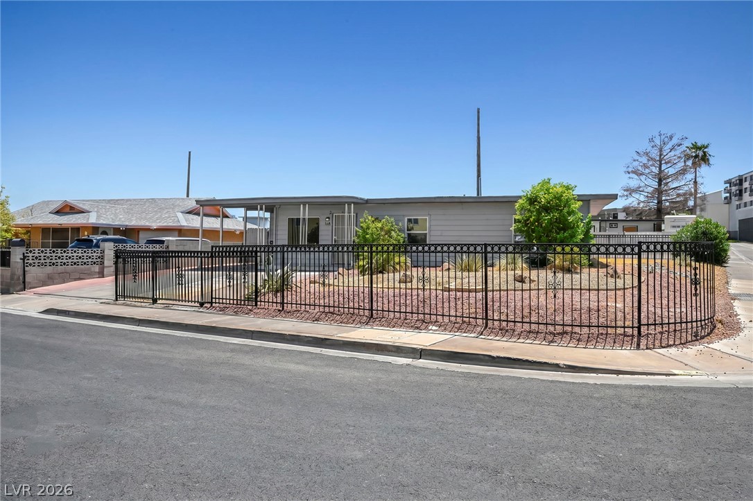 3 Wyoming Avenue Henderson NV 89015