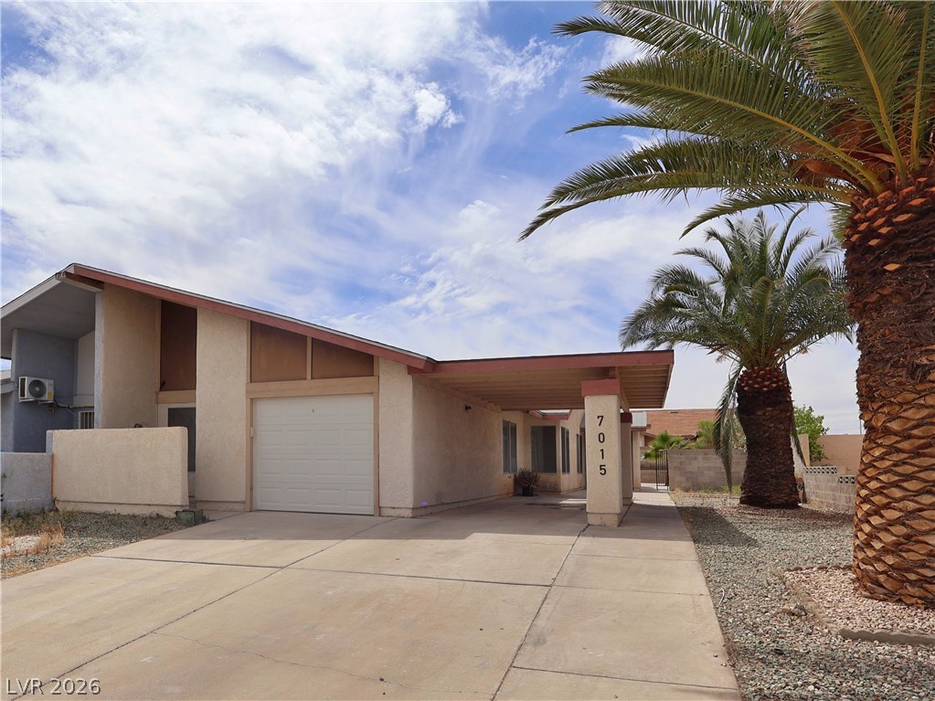 7015 Quarry Drive Las Vegas NV 89147