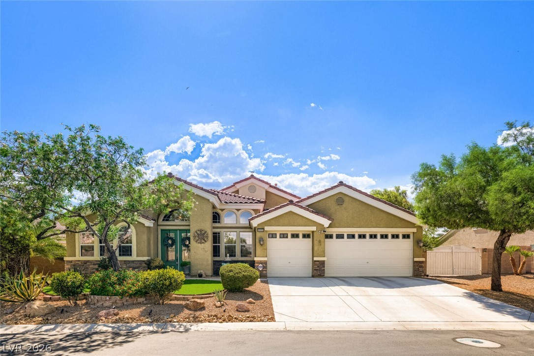 6831 Rose River Falls Street Las Vegas NV 89131