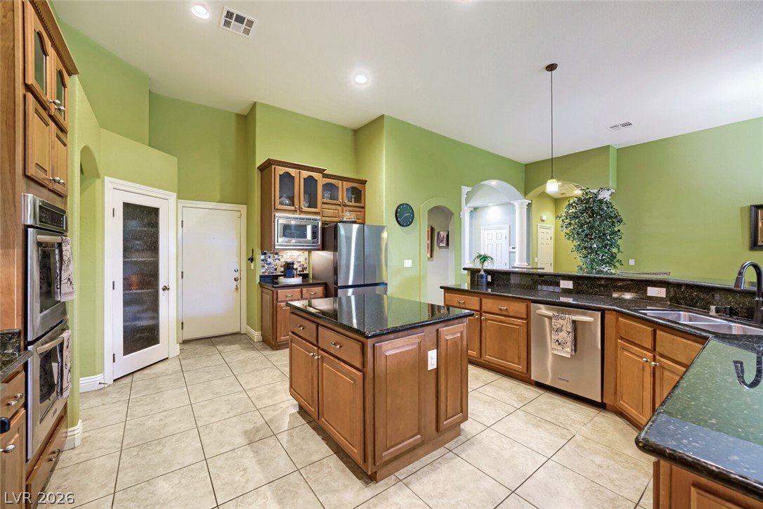 6831 Rose River Falls Street Las Vegas NV 89131