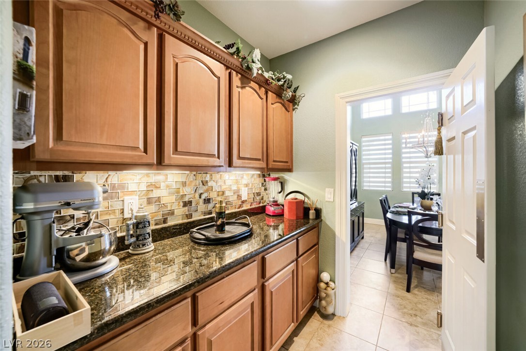 6831 Rose River Falls Street Las Vegas NV 89131