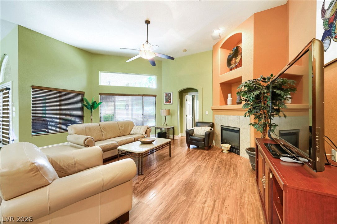 6831 Rose River Falls Street Las Vegas NV 89131