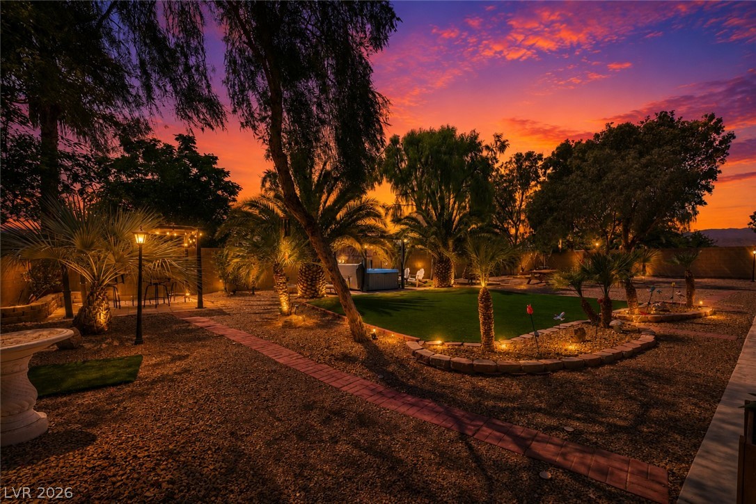 6831 Rose River Falls Street Las Vegas NV 89131