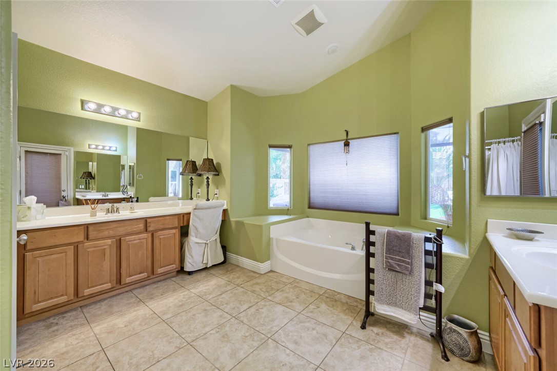 6831 Rose River Falls Street Las Vegas NV 89131