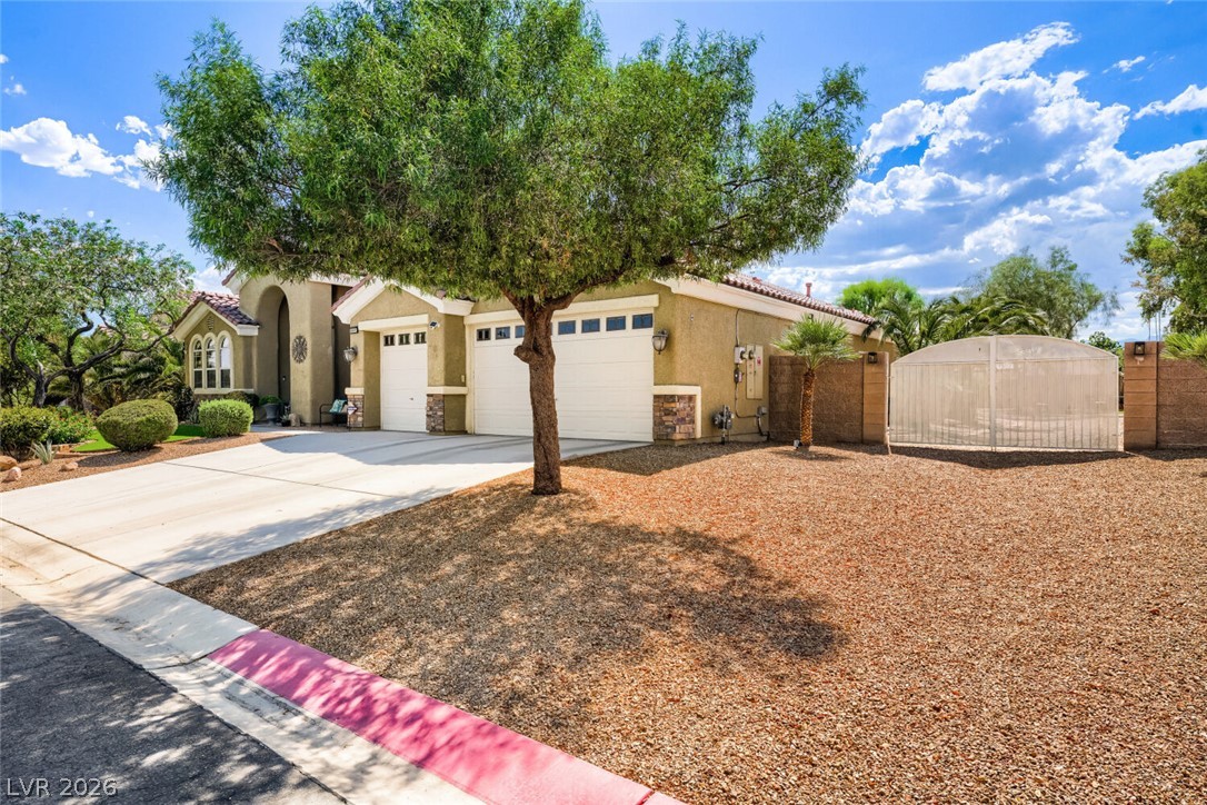 6831 Rose River Falls Street Las Vegas NV 89131